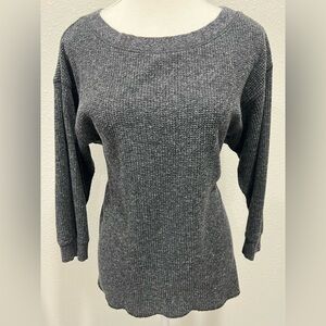 UNIQLO Waffle Crew Neck 3/4 Sleeve Top EUC